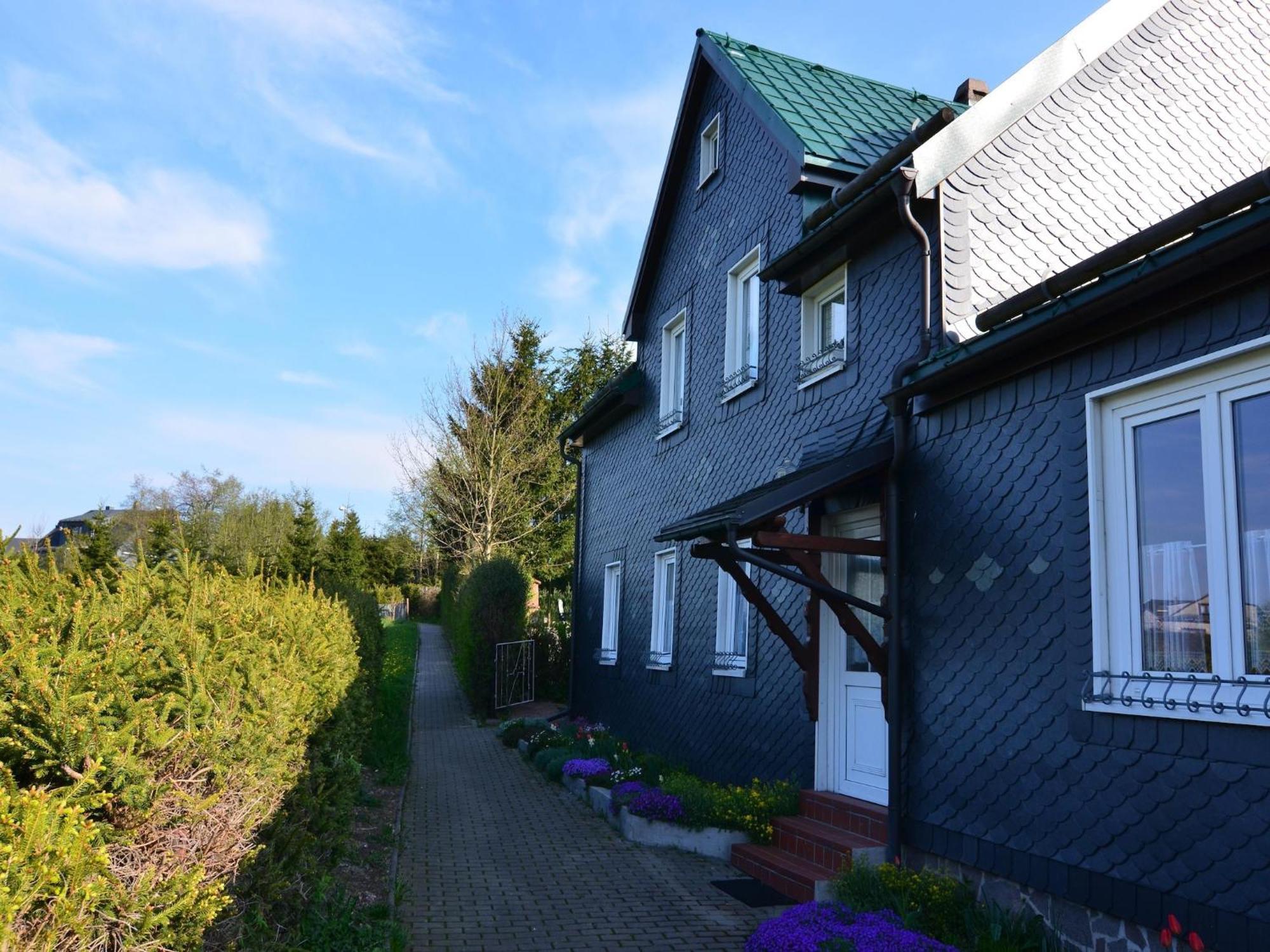 Holiday Home in Neustadt am Rennsteig with Garden Exterior foto