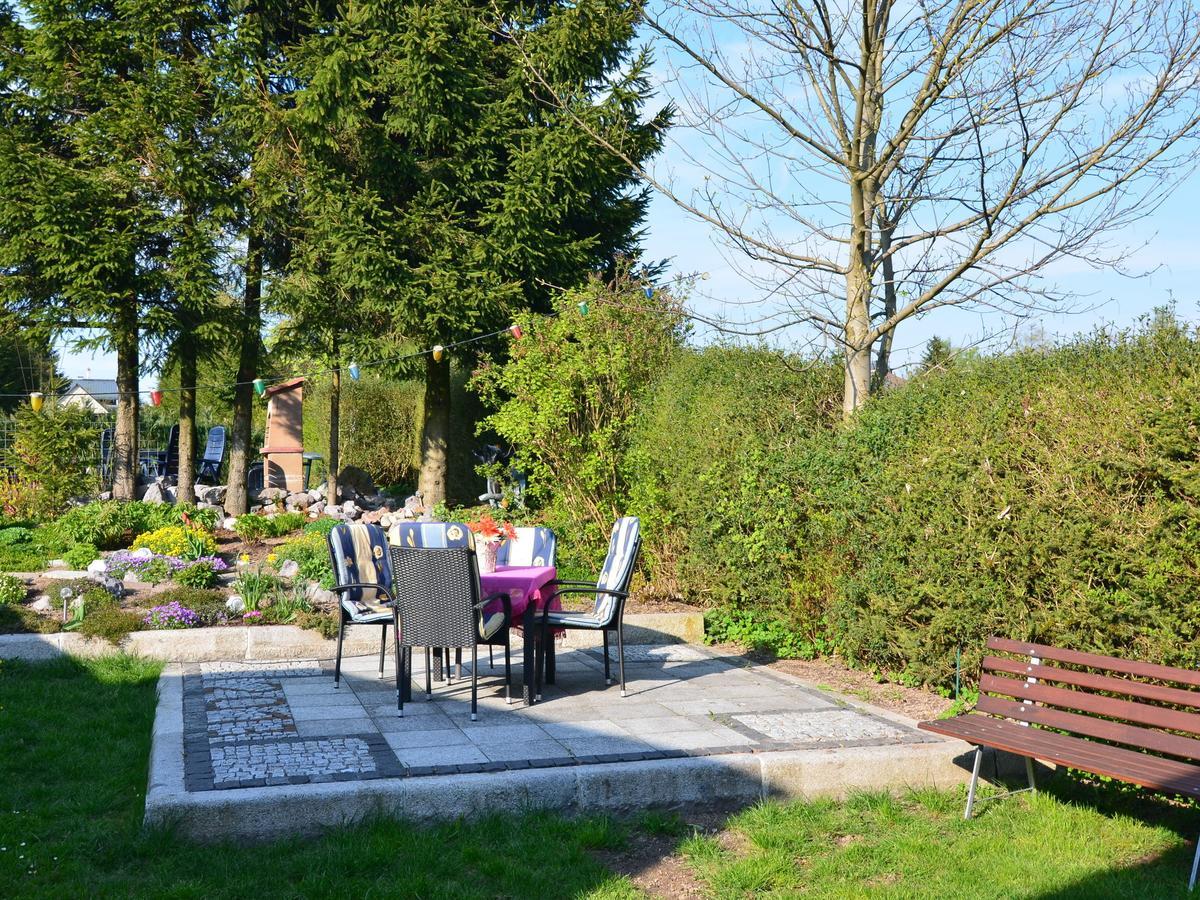 Holiday Home in Neustadt am Rennsteig with Garden Exterior foto